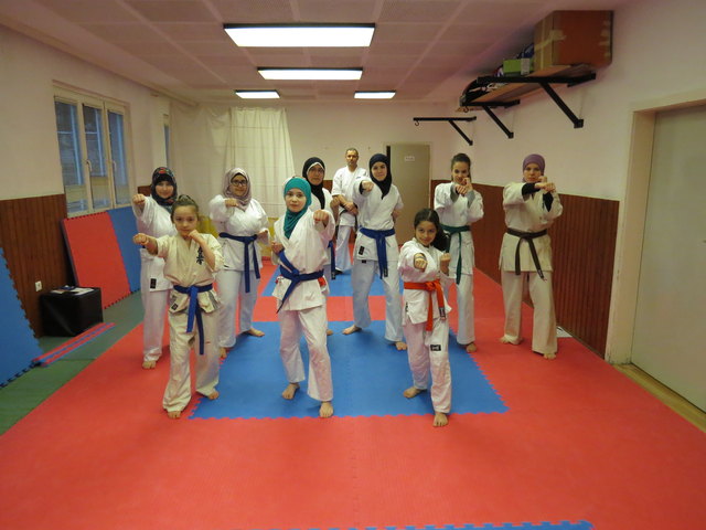 Die Kampfkunst Latar Do von Adam Bisaev ist auch für Mädchen und Frauen geeignet.