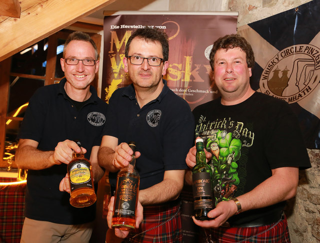 Edwin Heger , Rainer Edlinger und Erwin Deutinger vom Whisky Circle Pinzgau.