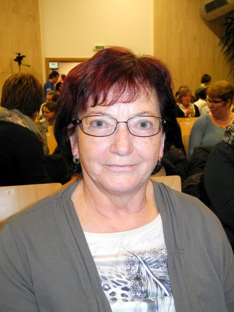 "Es gab die Ölkrise und dazu den autofreien Tag. Ich erinnere mich gut: bei uns war's das Dienstag-Pickerl." (Magdalena Aigner, Roggenreith)