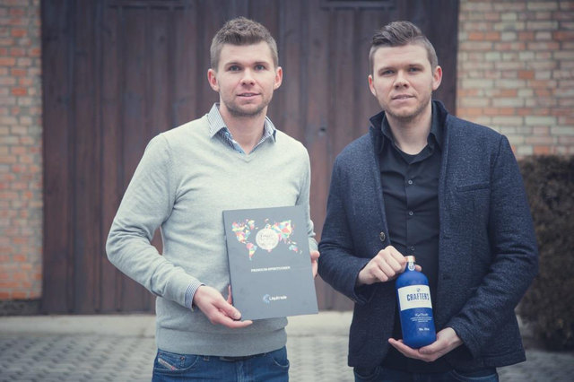 Starteten mit Spirituosen durch: Robert Karner und sein Bruder Martin | Foto: vlaMas Photography