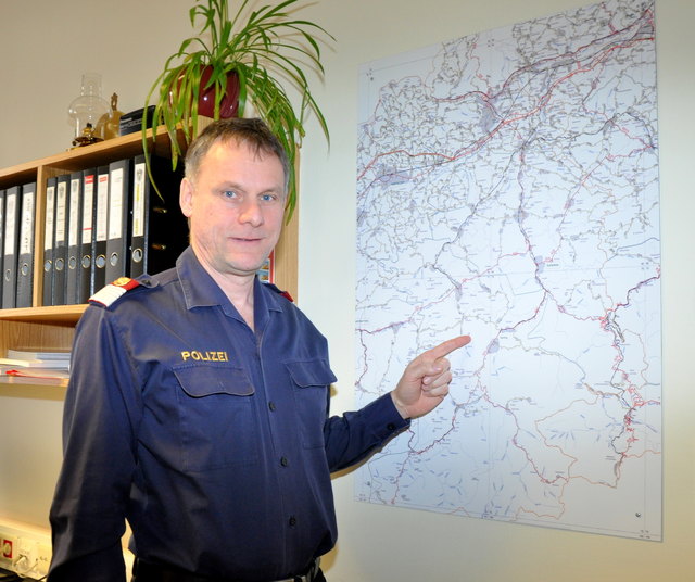 Siegfried Steinacher zeigt dem BEZIRKSBLÄTTER-Team sein heutiges Einsatzgebiet.