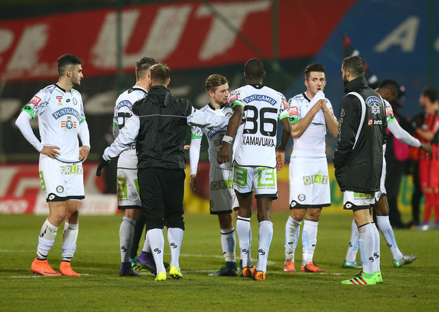 Quo vadis, SK Sturm? Die Mannschaft blieb im Frühjahr bisher alles schuldig – jetzt wenden sich die Klub-Bosse an die Fans. | Foto: GEPA