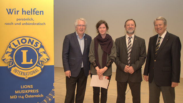 Anna Lindenbaum freute sich über ihren ersten Platz. | Foto: Anton Bruckner Privatuniversität