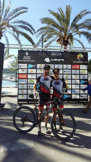 Gemeinsam mit seinem Team-Kollegen Islitzer ging Hochenwarter an den Start | Foto: KK