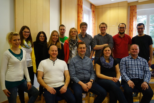 Der neue Vorstand:
1.Reihe sitzend v.l.n.r.: Volker Hemedinger (Kapellmeister), Roman Harrer (Obmann), Andrea Horninger (Obfrau), Manfred Fuchshuber (Stabführer)

2. Reihe stehend v.l.n.r.: Barbara Reinhart, Barbara Lehner, Manuela Fuchshuber, Kathrin Sto | Foto: www.mv-kematen.at