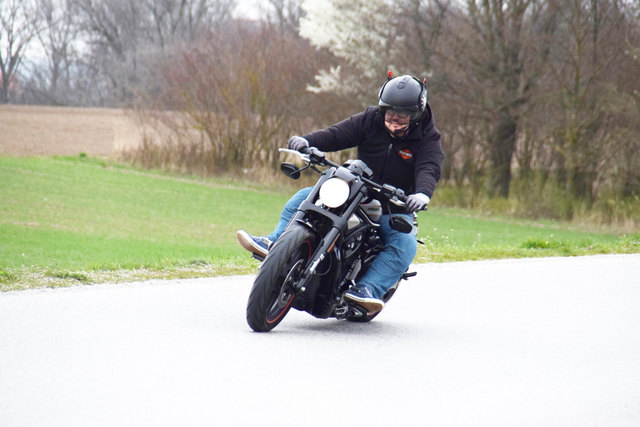 Mit dem Bike durchs Weinviertel: Harleyfahrer Christian Scholz kennt die besten Strecken.