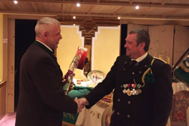 "Hofübergabe" bei der Schützenkompanie Kramsach. | Foto: Kramsacher Schützen