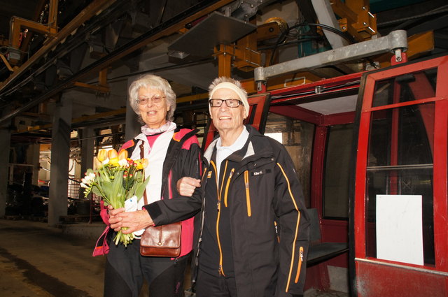 In der letzten Gondel der Eisgratbahn fuhren Renate und Heinrich Klier.