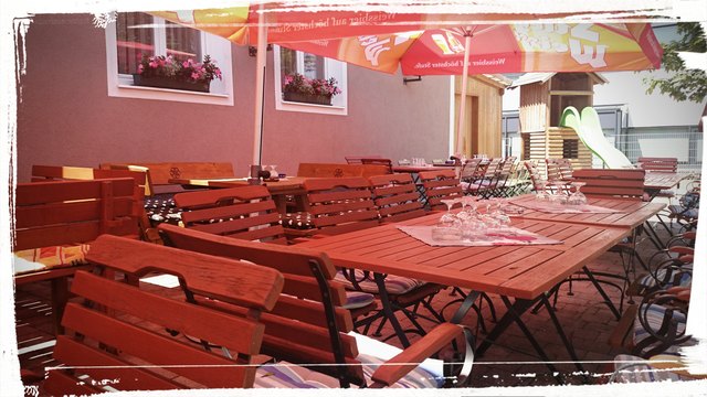 In verkehrsberuhigter Lage befindet sich der Gastgarten des Gasthofs Berger in St. Peter am Hart. | Foto: Privat