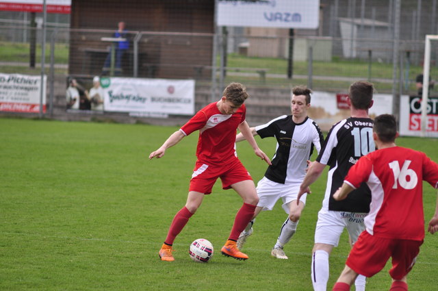 Jan Makotschnig war kaum zu halten, machte gegen Oberaich zwei Treffer. | Foto: Foto: Ropatsch