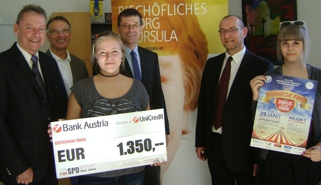 Spendenübergabe: EV-Obmann Trattler, Dir. Omann, Franziska Krause, Koordinator Mag. Triebnig, Obmann Boris Sturm, Viktoria Grubelnik | Foto: St.Ursula/KK