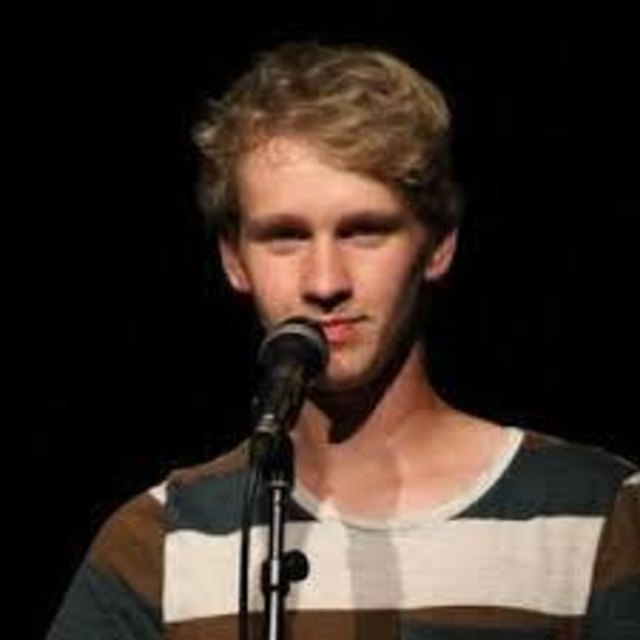 amtierender Poetry Slam Landesmeister Steiermark & Kärnten Yannick Steinkellner
