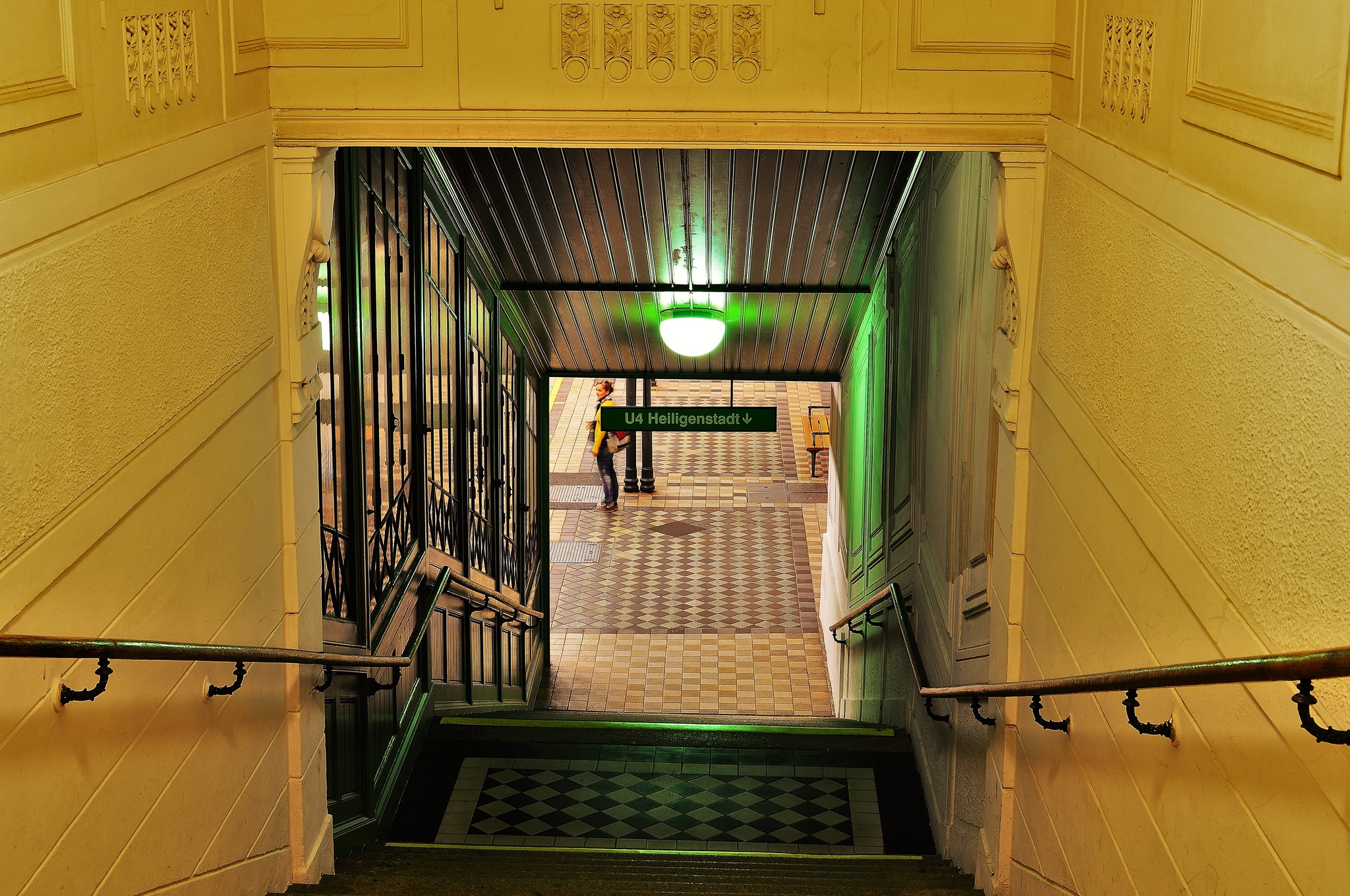 Ab in den Untergrund.... - Schwechat