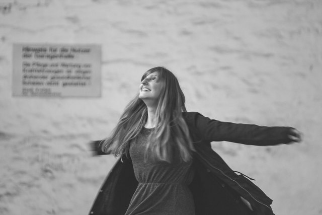 Schauspielerin, Regisseurin, und Poetry Slammerin Adina Wilcke | Foto: Toby Heyel
