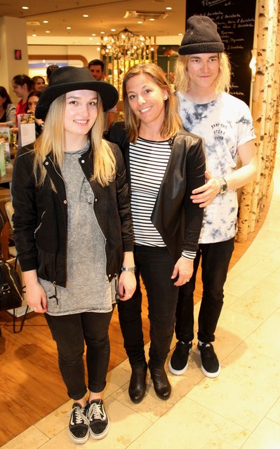 Fabienne Isak, Alexandra Hueber-Fantur und Tom Hendel