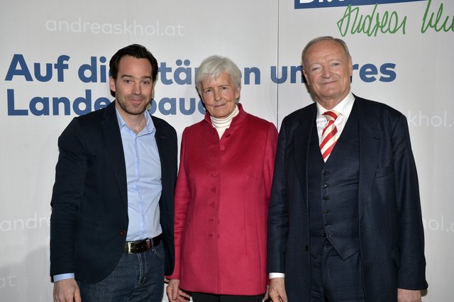 Gemeinderat Andreas Kirnberger mit Andreas Khol
und seiner Ehefrau Heidi | Foto: ÖVP Purkersdorf