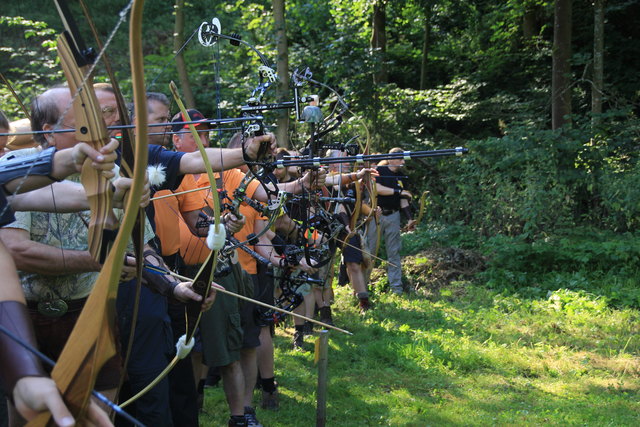Beim Pörtschacher Bogenschützenverein pflegt man den Sport auf traditionelle Art - ohne Hilfsmittel