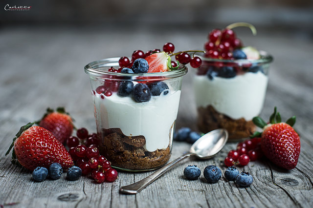Beerentiramisu im Glas | Foto: Carletto Photography