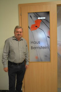 Hausleiten frauen kennenlernen. Frhstckstreffen fr frauen aus grdig. Frau aus sucht mann in Bernstein partnersuche und umgebung. Hausmening Hrtendorf meine stadt singlebrse Sextreff steinburg