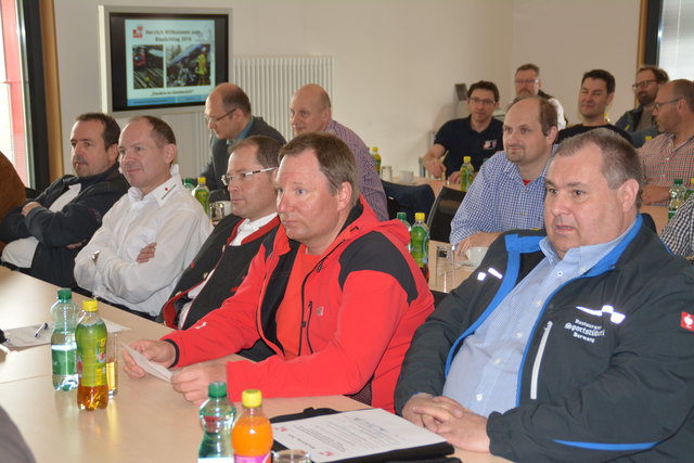 ... das Reuttener Rote Kreuz und die Bergrettung ...