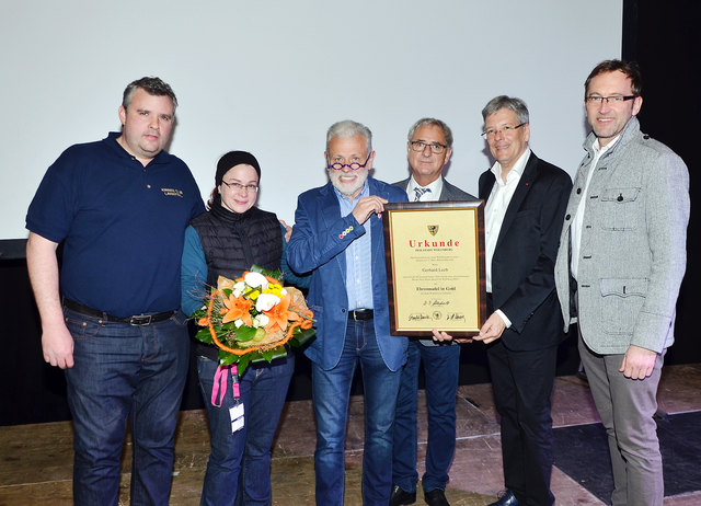 Gerhard Leeb (Dritter von links) erhielt die Ehrennadel in Gold der Stadtgemeinde Wolfsberg verliehen | Foto: KK