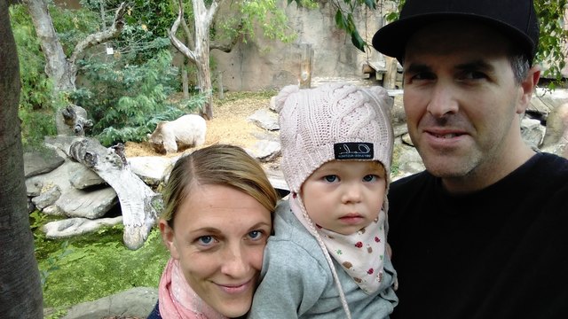 Veronika und Adam mit ihrer Lily danken allen, die mit Unterstützung geholfen haben! | Foto: privat
