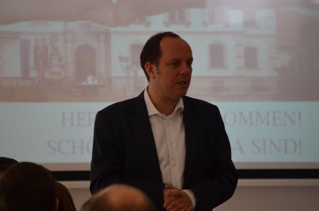 Christoph Stark führte durch die Präsentation.