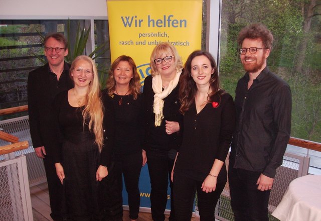 vlnr Manfred Payrhuber, Barbara Eckhart, Ute Sattlberger, LC-Präsidentin Monika Obernberger, Alexandra Obernberger, Bernhard Höchtel