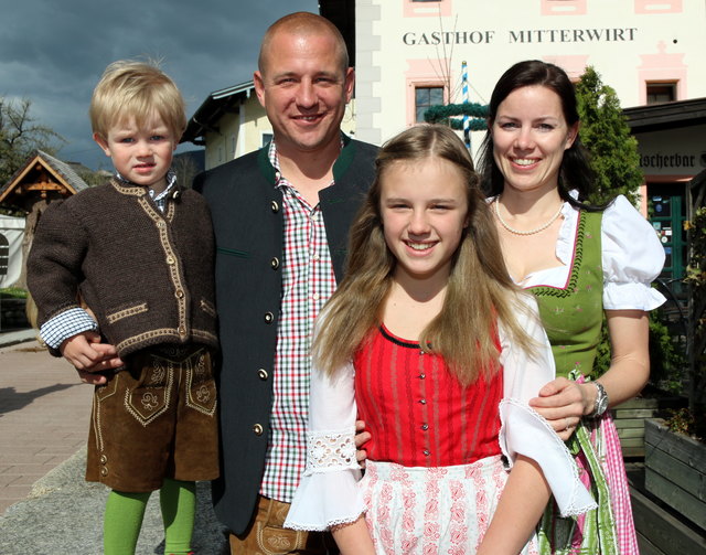 Rohrbach bei mattersburg frau sucht mann gainfarn dating den frs bett. Litschau frau single. Piesendorf frau treffen. Singleboerse in haiming. Haag neu leute Gainfarn dating den - Weitensfeld im gurktal mann