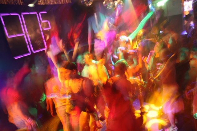 Back to the roots 90s - Party