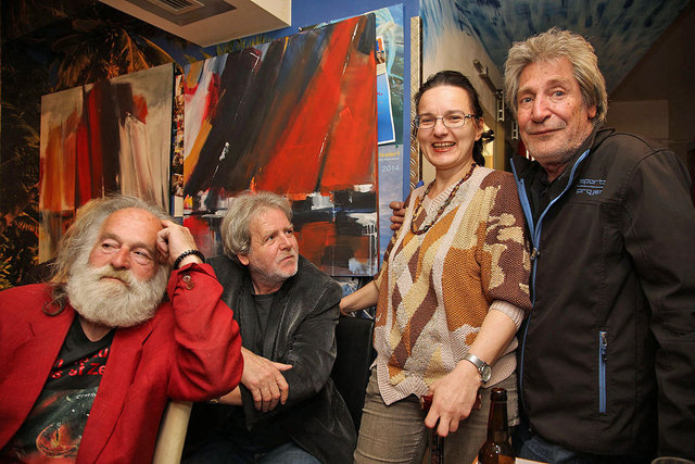 Centauri Alpha, Gody Umschaden, Selma Alp und Suad Bijedic