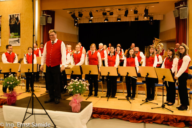 Die Stadtkapelle Enns bei der Konzertwertung des Bezirks Linz-Land in Pucking. | Foto: Ernst Samide