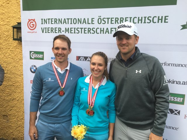 Markus Habeler und Katharina Mühlbauer mit Bernd Wiesberger.