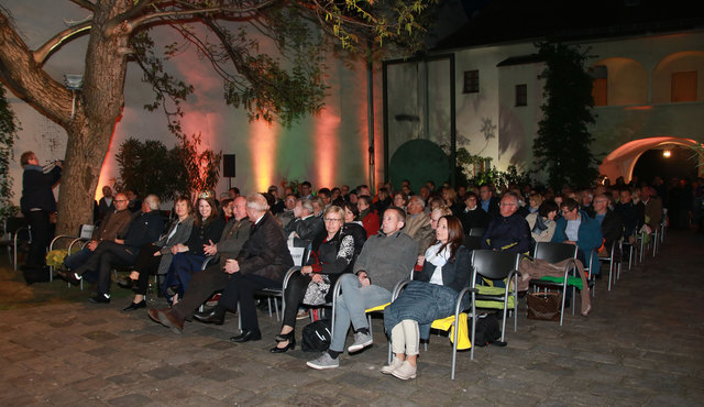 Blick in den Nidetzky-Hof.