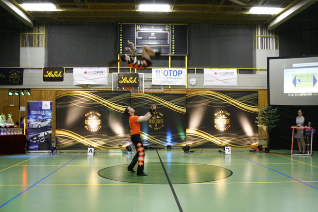 Die Staatsmeister von 2012 Sonja und Christian Demetrescu faszinierten mit ihrer punktgenauen Akrobatik.