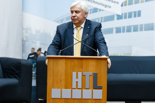 Landesschulratspräsident Mag. Johann Heuras | Foto: credit: Peter Buchgraber