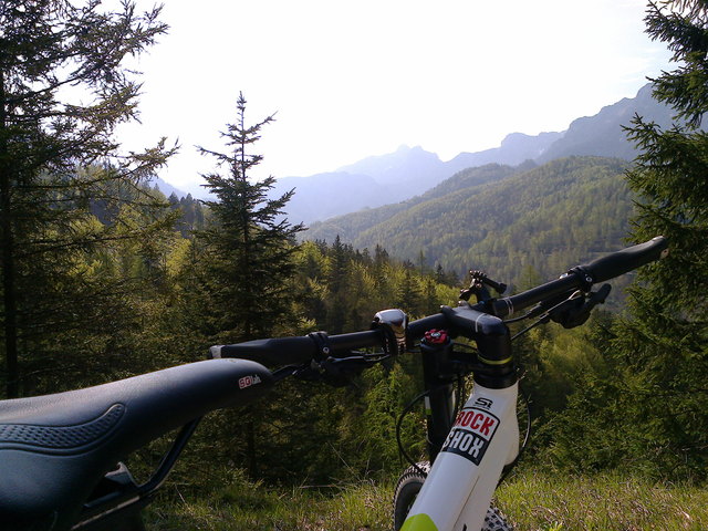 BIKE TOUR - CHORINSKY KLAUSE - HOCHMUTH MIT BLICK ZUM RETTENKOGEL