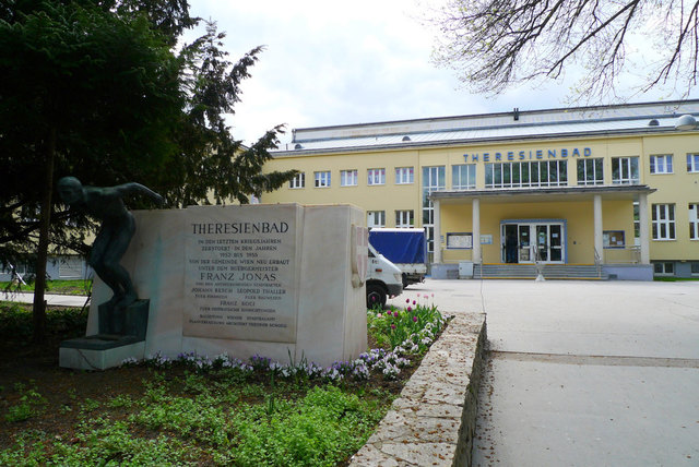 Schauplatz der Tat: Das Theresienbad in Meidling. | Foto: Wikimedia Commons
