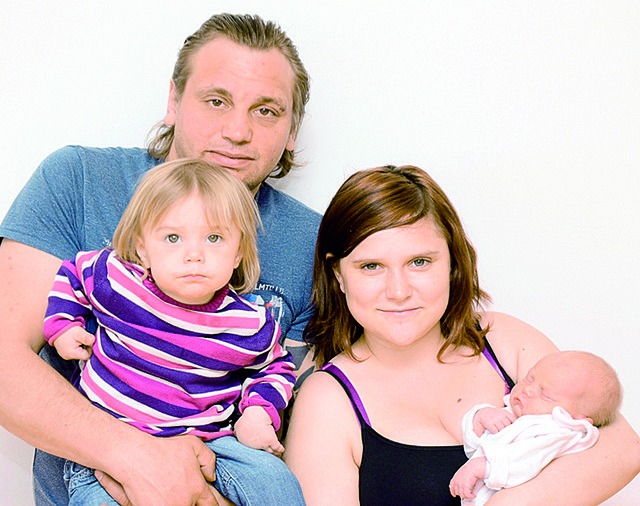 SOFIA- MARIE
 - Eltern: Nicole und Christoph Maurer