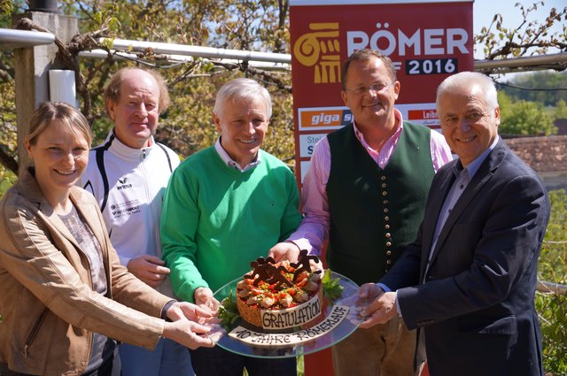 Bgm. Helmut Leitenberger, Kurt Stessl, Sepp Hartinger, Reinhold Heidinger und Ulli Hartinger (v.r.)
