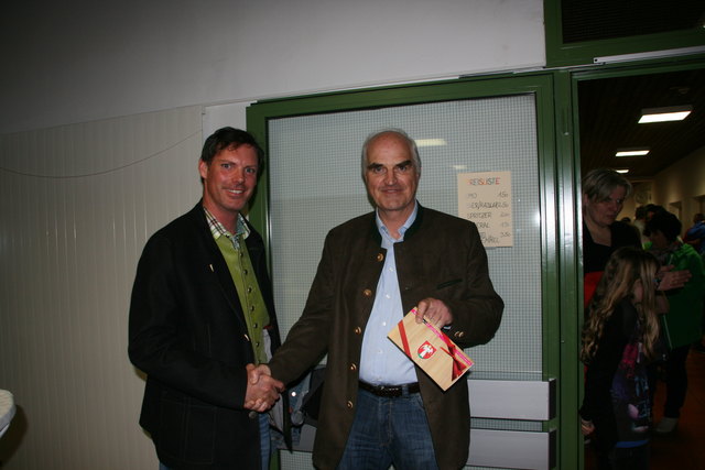 Ein Danke der Wirtschaft an die NMS: Otto Grossecker und Gottfried Tippler