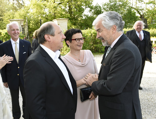 Karl KhevenhüllerMetsch wurde zum spanischen Honorarkonsul ernannt