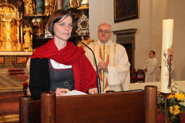 Maria Sommer, die provisorische Leiterin, sprach die F