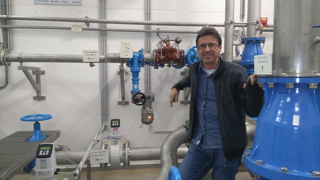 Expert Andreas Eppacher kennt die Gefahren, welche die Umwelt birgt. | Foto: Foto: Stadtwerke Braunau