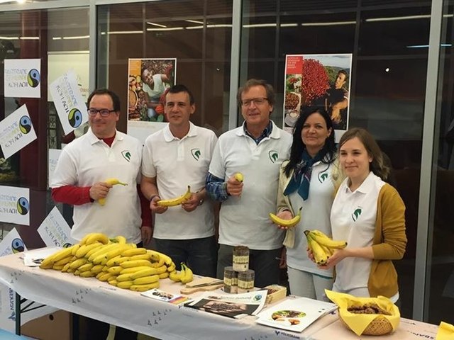 So war der Start: Die Hauptverantwortlichen für die Fairtrade-Aktion in Köflach (Stefanie Galler und Gerhard Kampus sind hier nicht im Bild). | Foto: FOTO KOREN