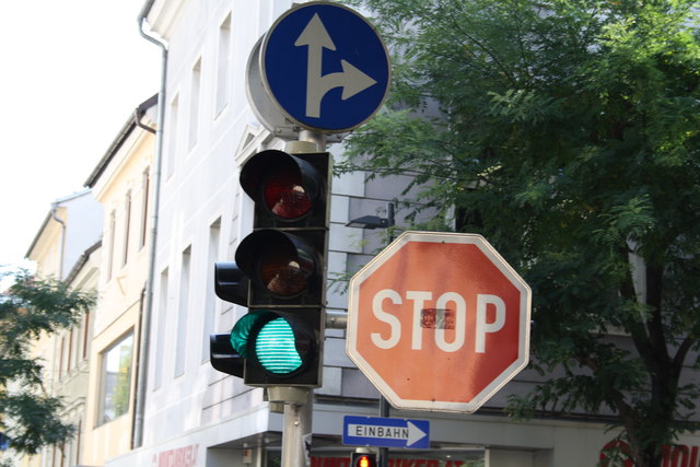 Ampeln weg in der Innenstadt: ARBÖ-Geschäftsführer Thomas Jank glaub nicht, dass die Sicherheit für Fußgänger steigt | Foto: Woche/Archiv