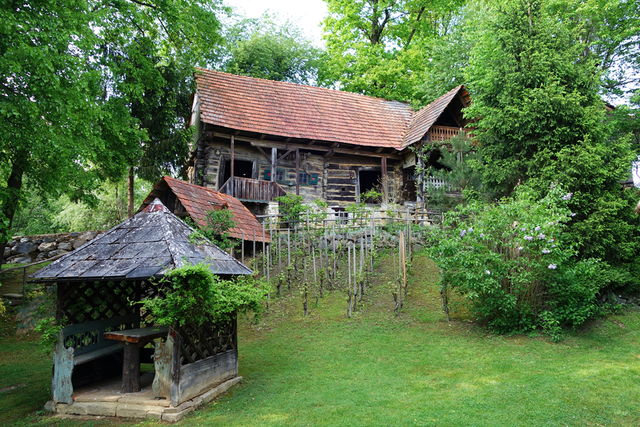 Das idyllische Handwerkerdörfl in Pichla bei Weinburg (Marktgemeinde St. Veit in der Südsteiermark)  könnte leider bald der Vergangenheit angehören. | Foto: K.K.