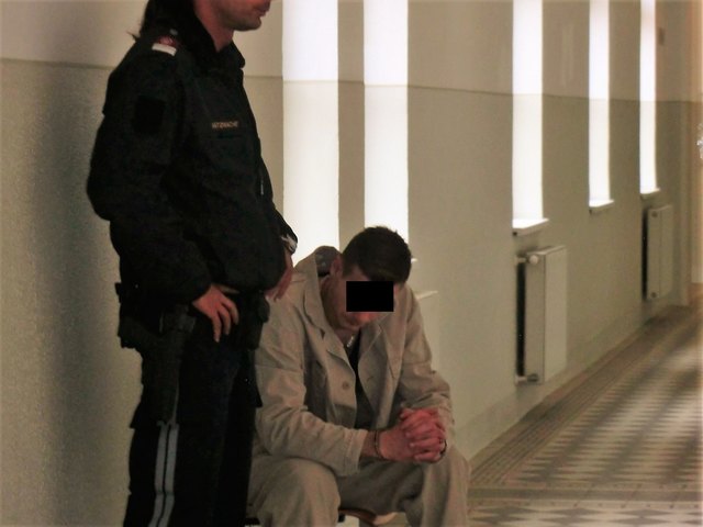 Der 20-jährige Rumäne log den Richter an, obwohl die Beweislage klar war. | Foto: Probst