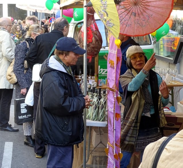 Flohmarkt am 29. 04. 2016 in der Neubaugasse