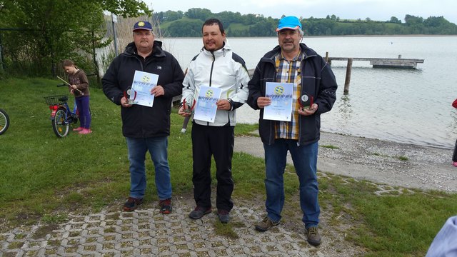 Manfred Wolfinger (li.) vom HSV Linz/ZV Ennsdorf wurde Zweiter hinter Timur Kishubaiev (M.) und vor Valentin Fuchs. | Foto: privat